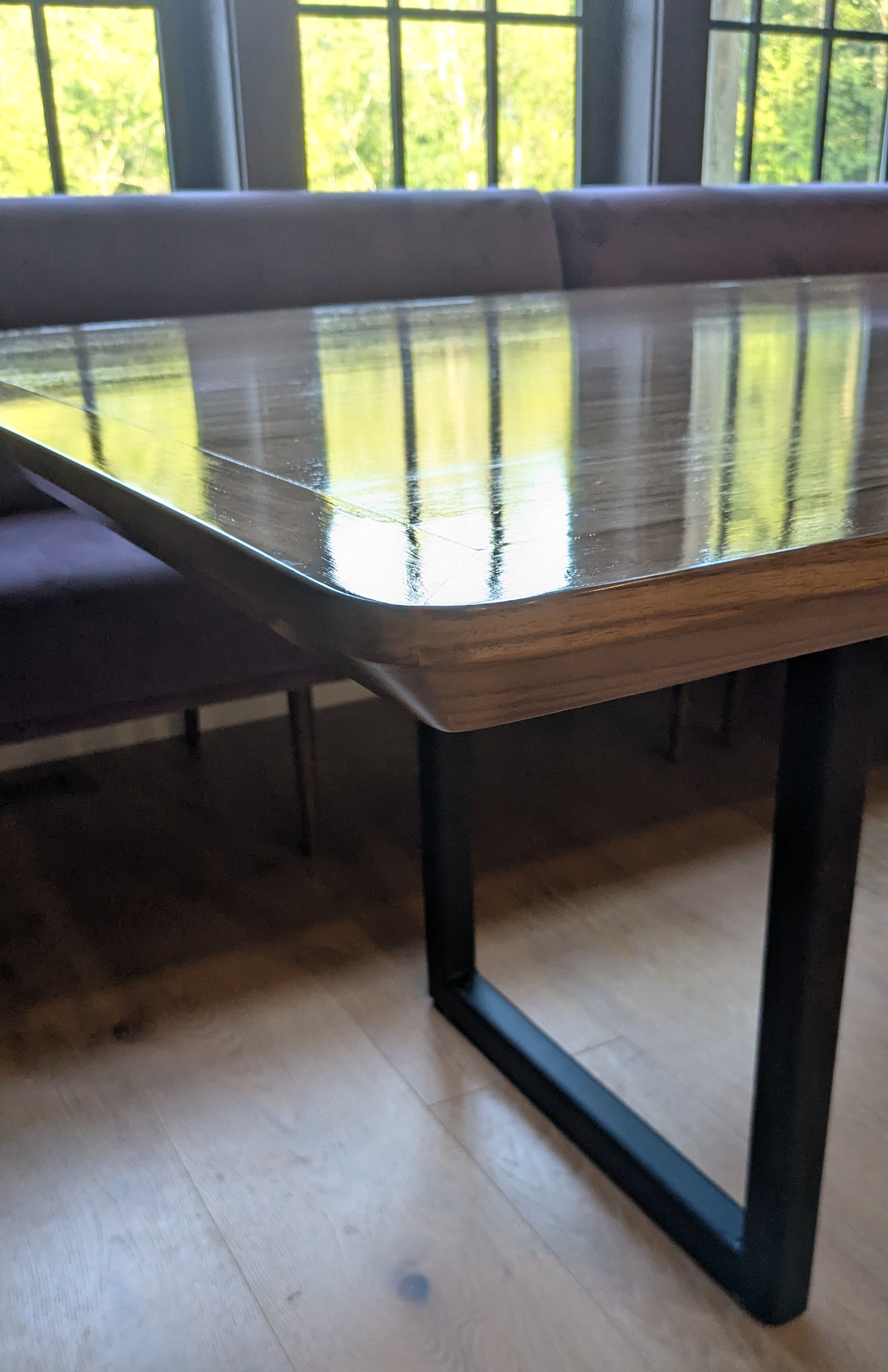 Dining nook table hero shot